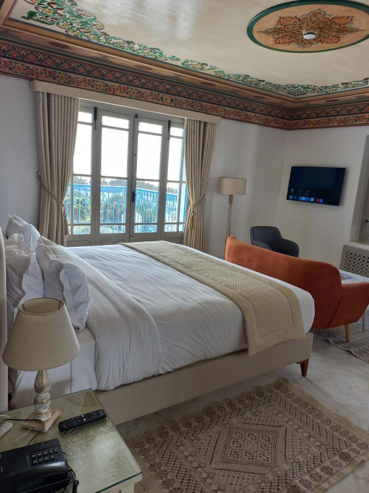 Deluxe Double Room with Balcony and Sea View
